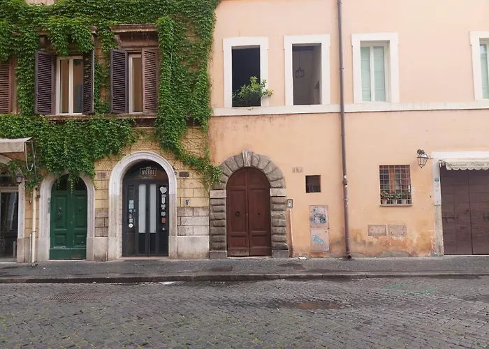 Borgo Pio 182 Vatican Suite